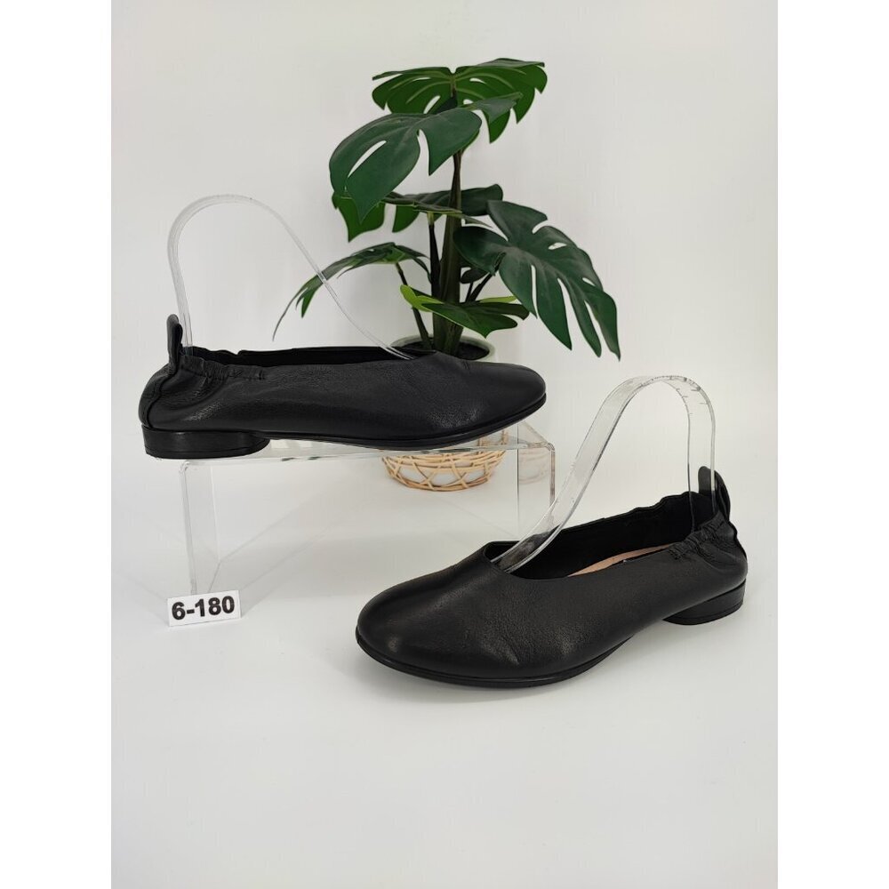 Ecco Black Leather Elastic-Back Ballet Flats